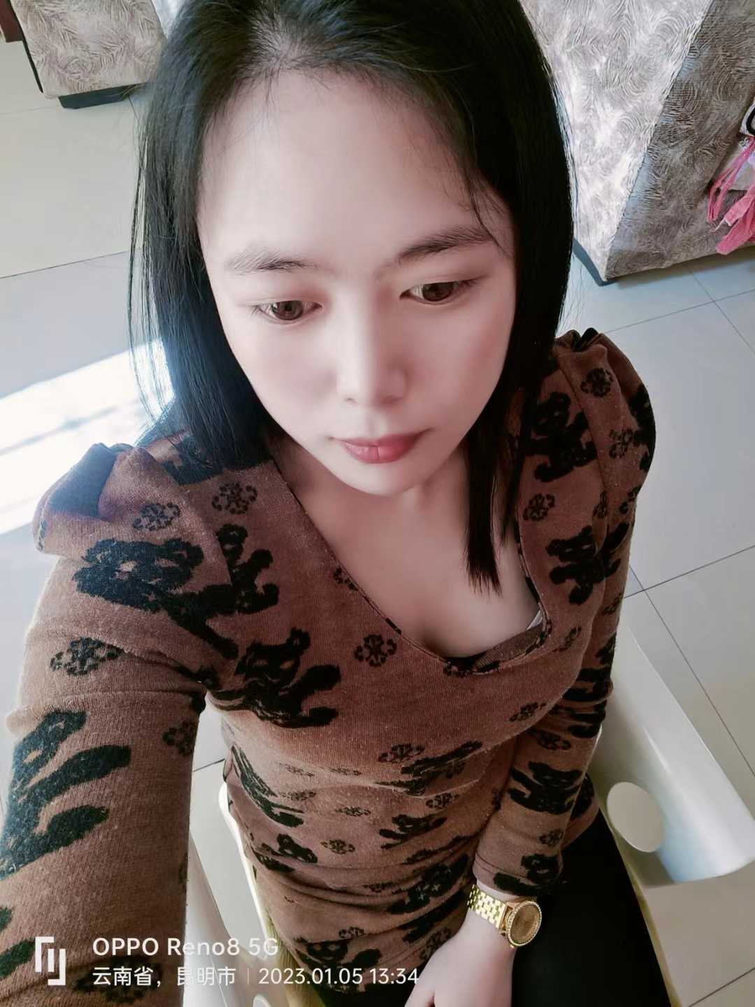 舔活一绝性价比高的漂亮妹子