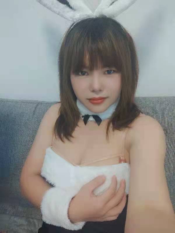 西乡塘区兔女郎荣儿