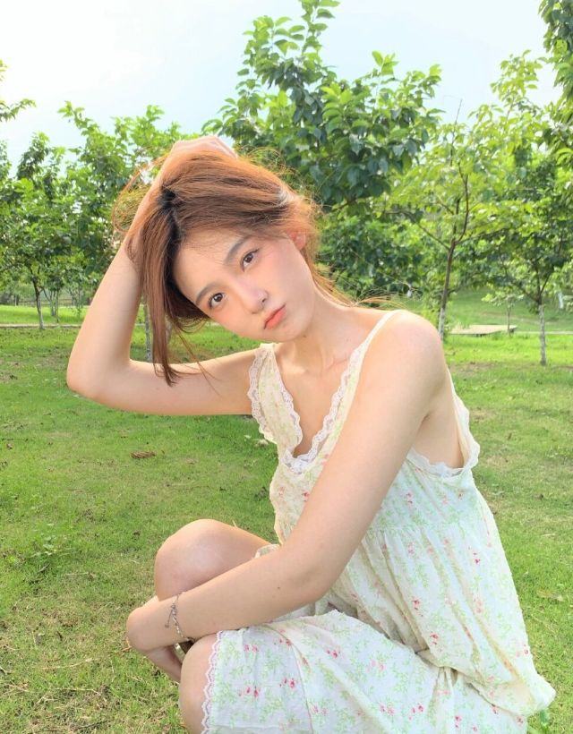 雨花区性感美女乐乐