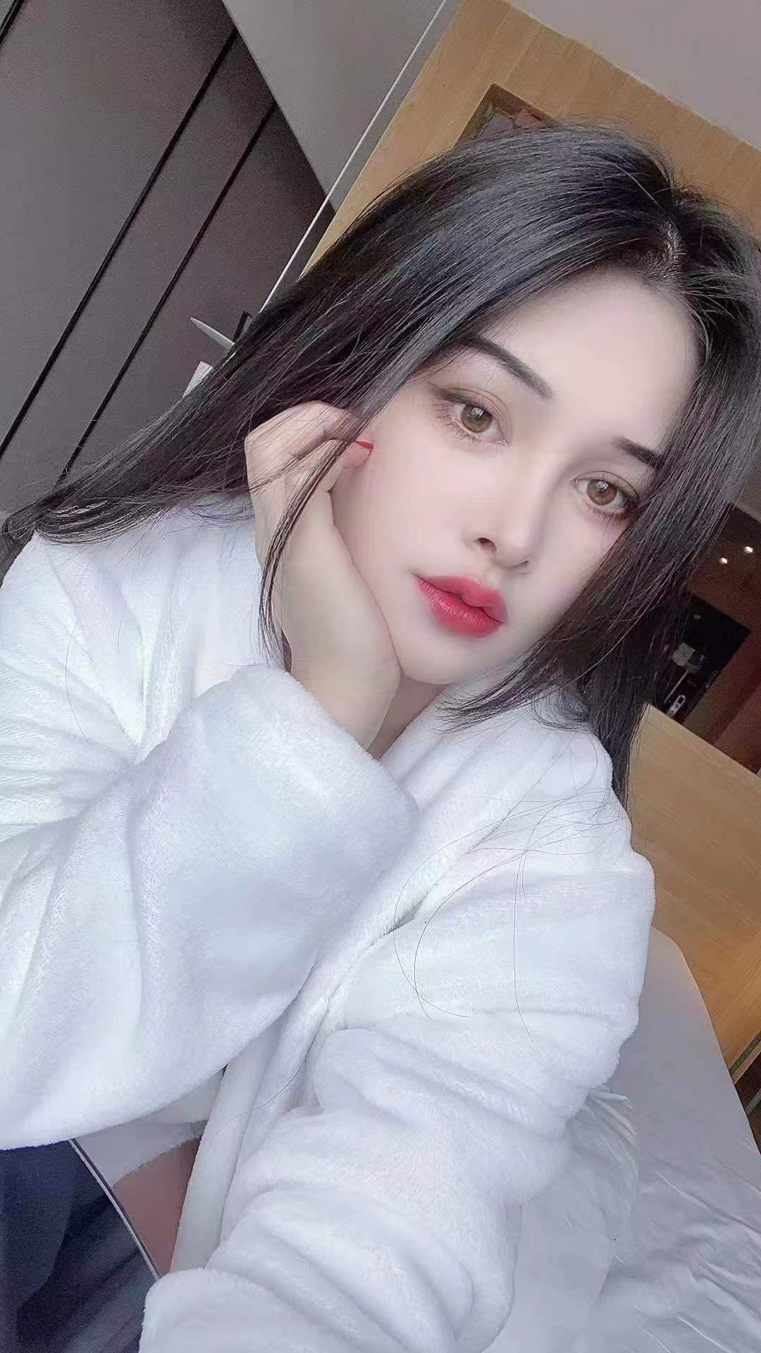 成都青羊楼，维吾尔族颜值车，服务身材一流