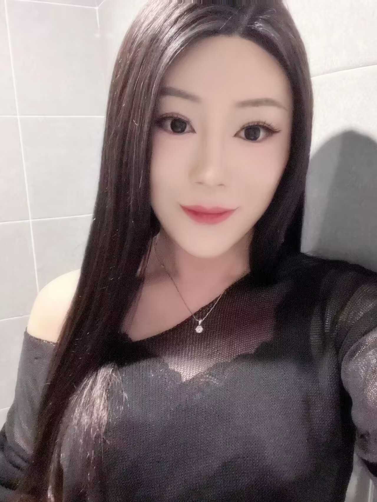 很会舔的性价比高的妖娆妹子