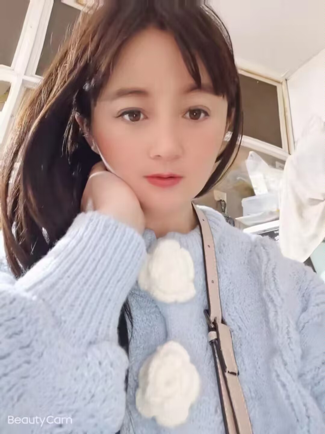 很会舔性价比高叫的很sao的妹子