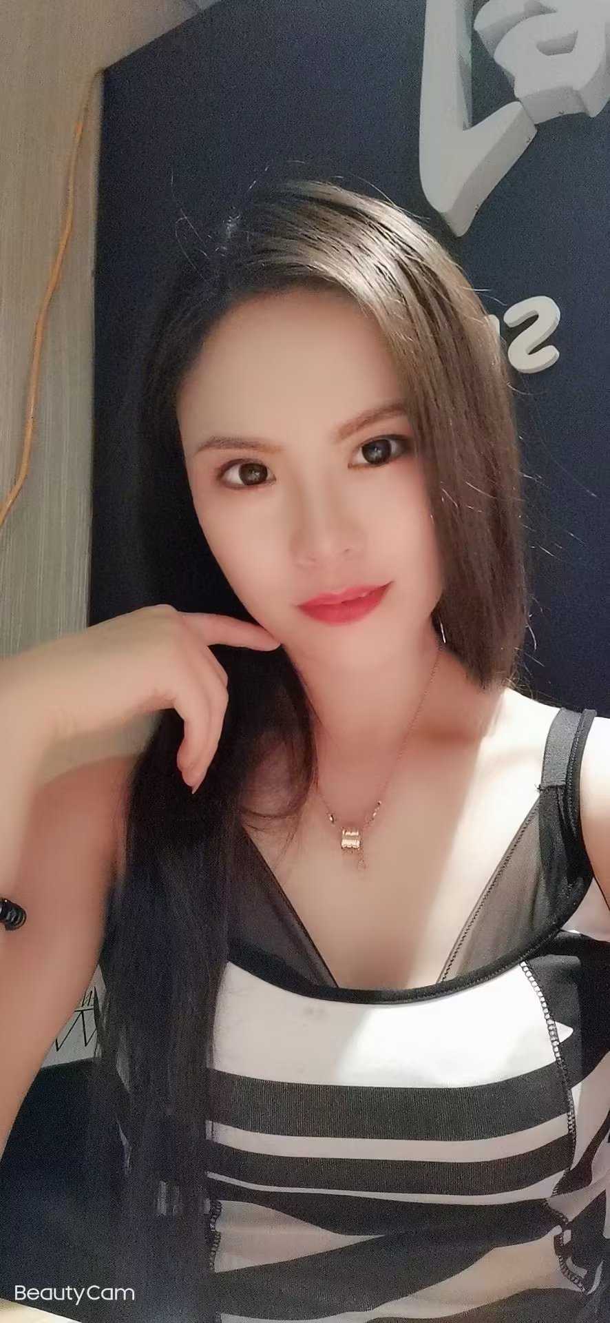 舔活一流性感妖娆的少妇