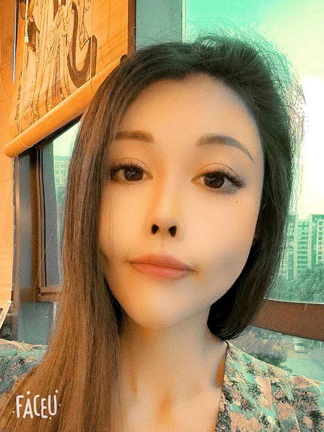 长腿美女漂亮性感