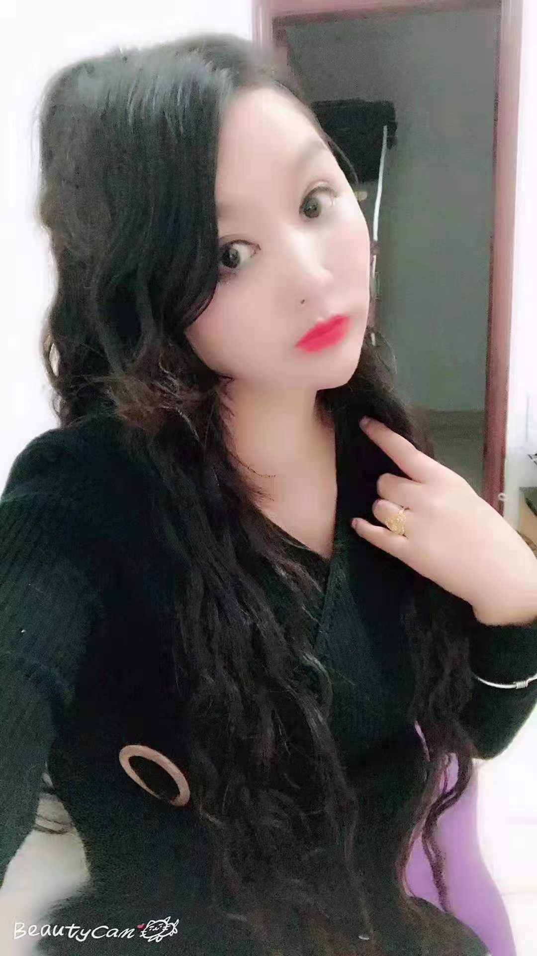 极品丰满很会舔性价比高的内蒙妹子