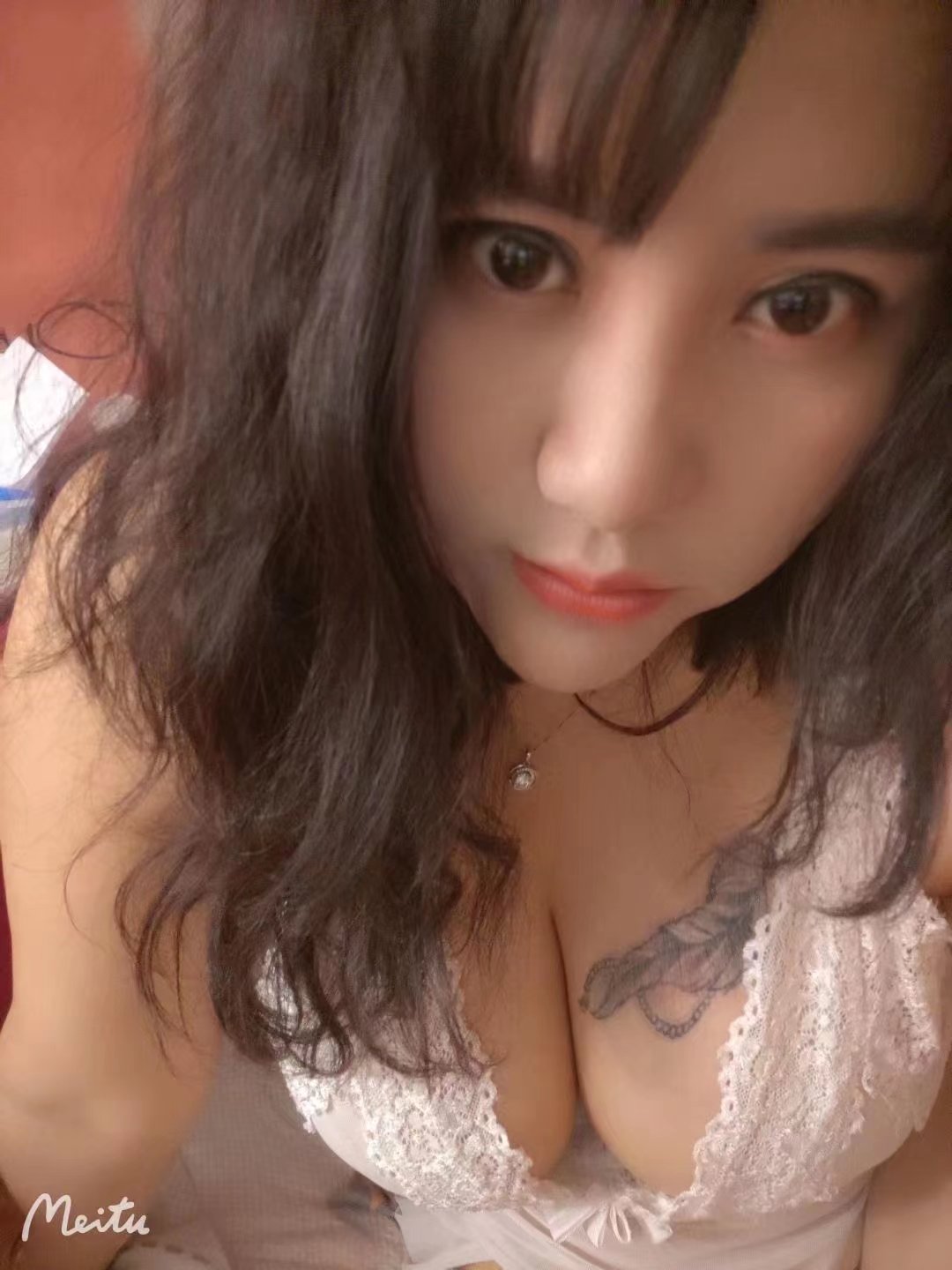 吾悦附近大胸妹