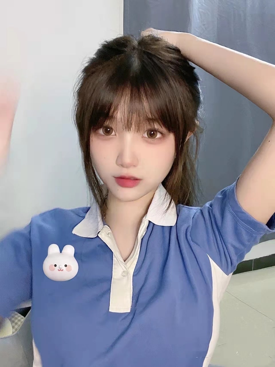 清纯美少女兼职外围