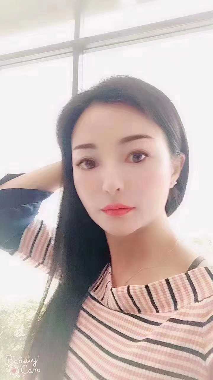 气质型 很像职场里的Sao姐姐