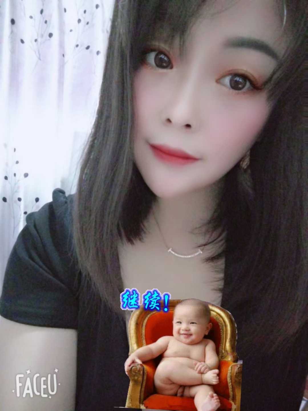 大奶可爱妹子倩倩