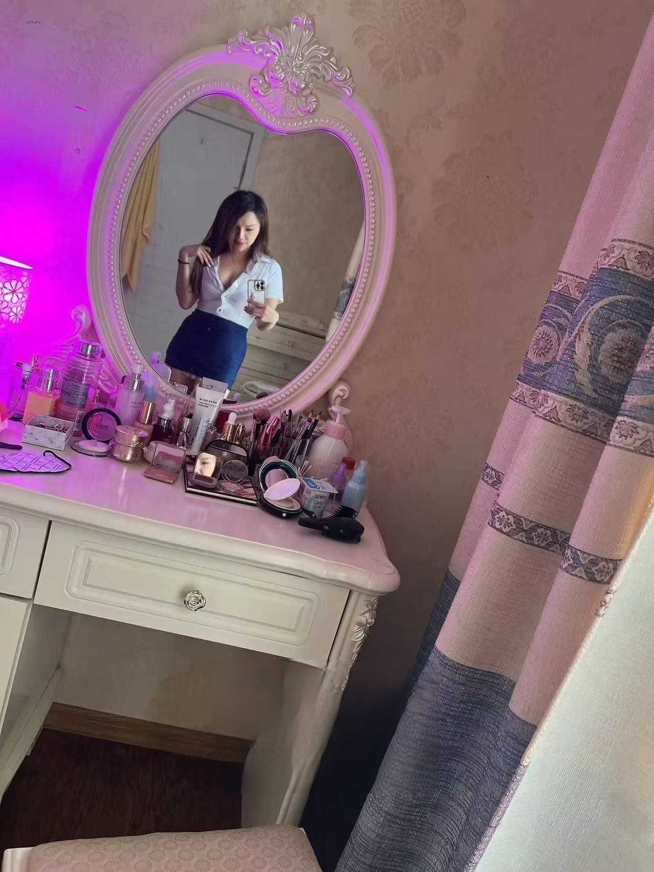 性感火辣服务性Sao妇