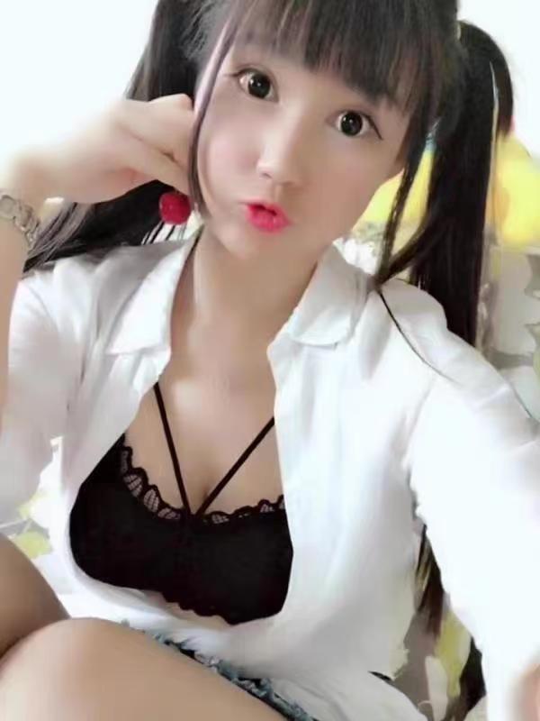 性感Sao嫩妹，叫声销魂