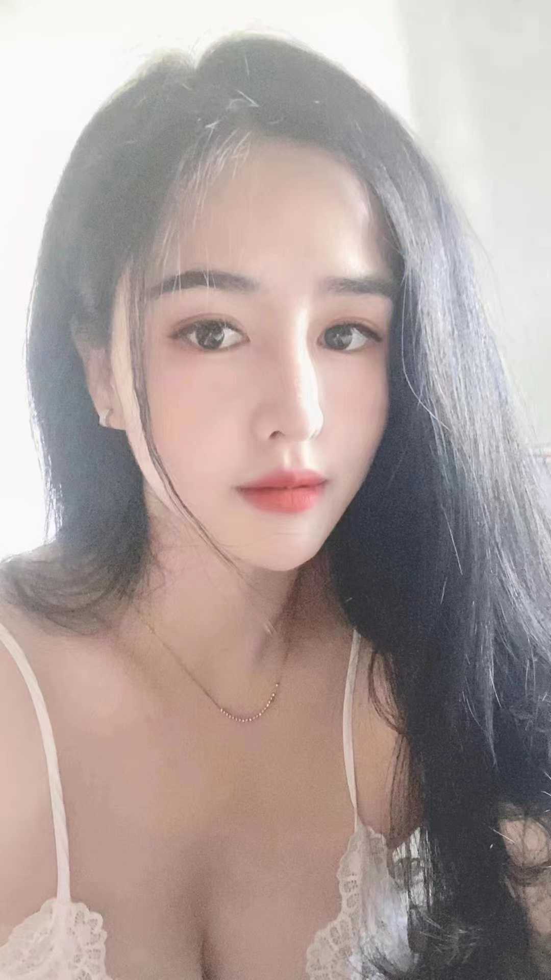 极品美女，水多的Sao货