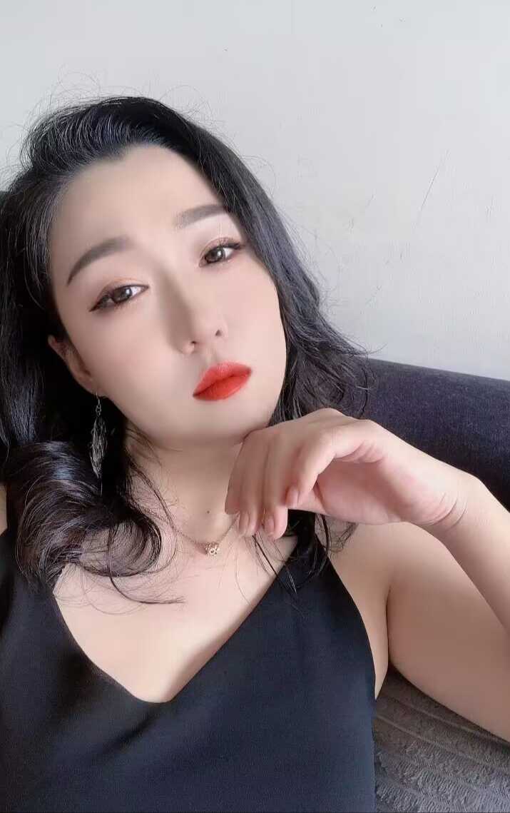 漂亮身材火辣服务温柔