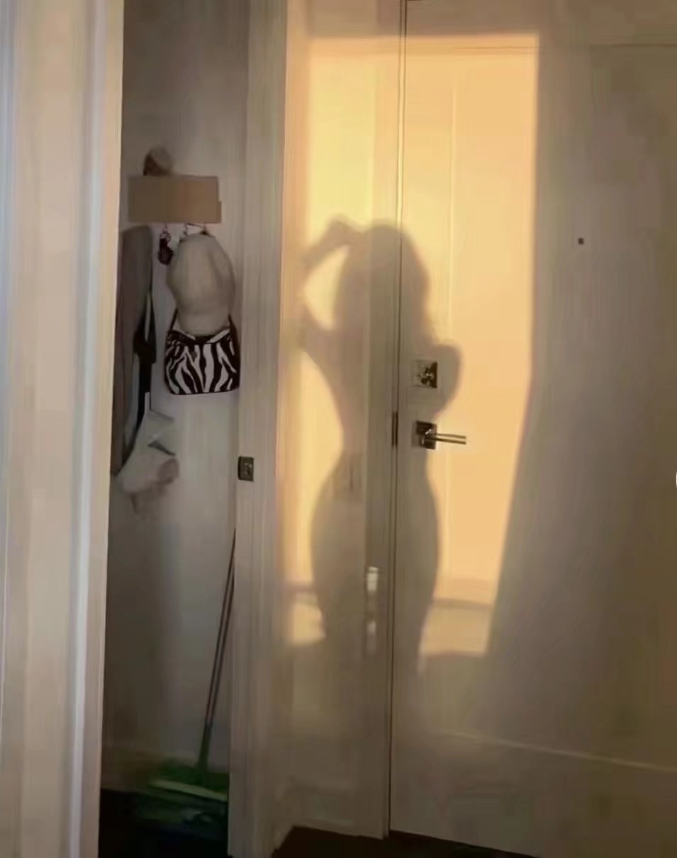 艹的妹子乱叫，真的超有征服感