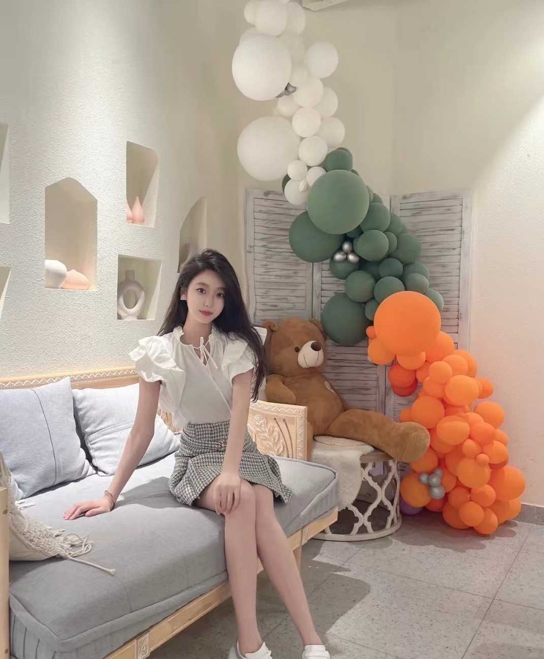 高颜值身材好舔功棒的妹子