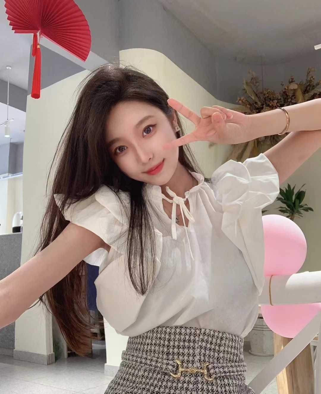 高颜值身材好舔功棒的妹子
