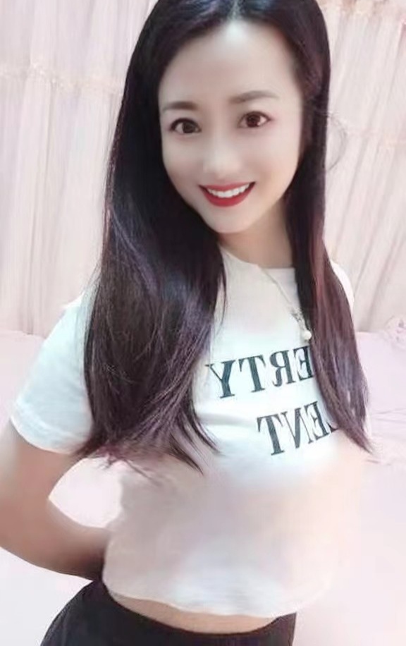 新人下海，温柔体贴大方