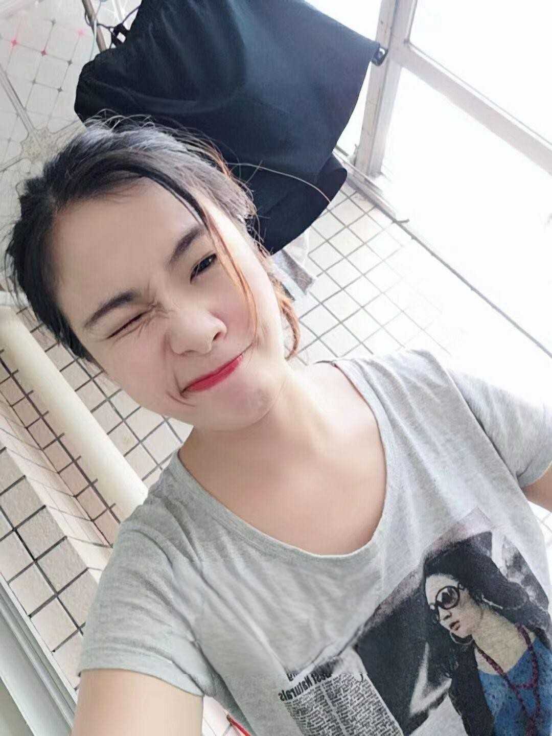 白云同和野战表妹