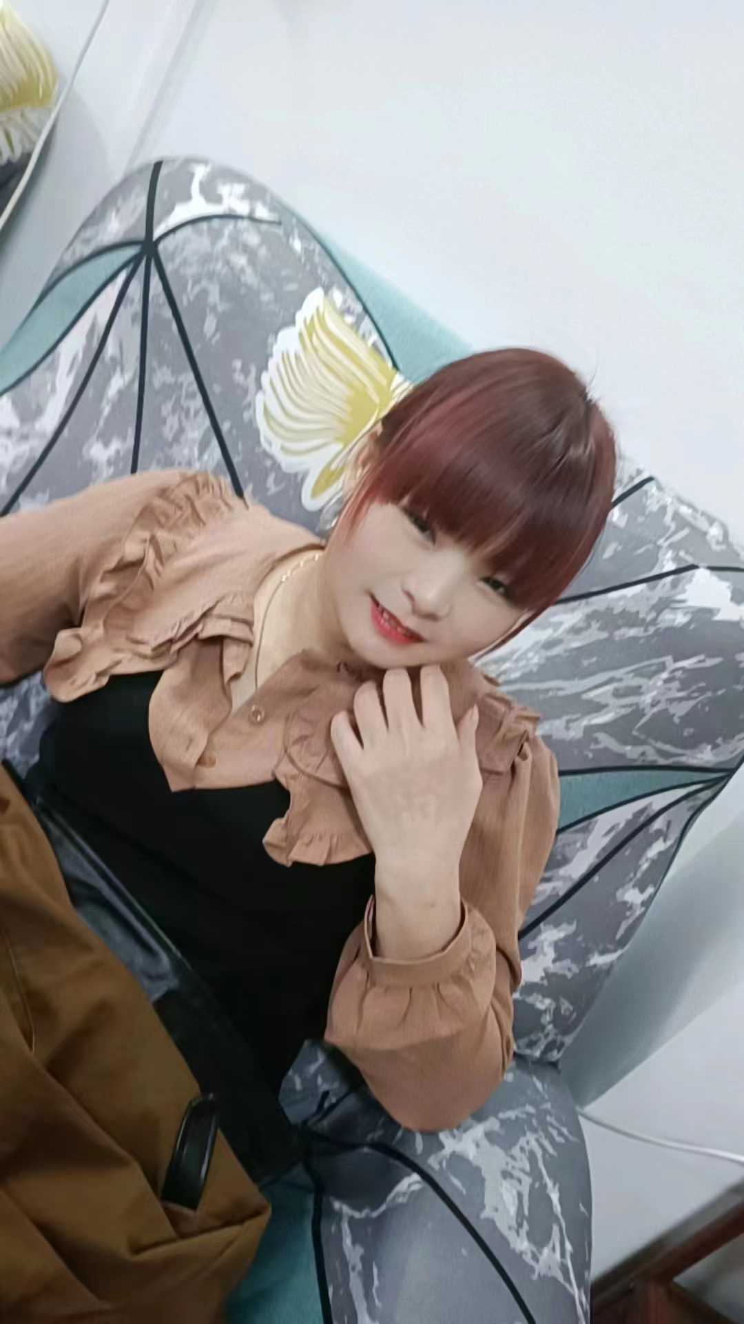 服务型大胸熟女