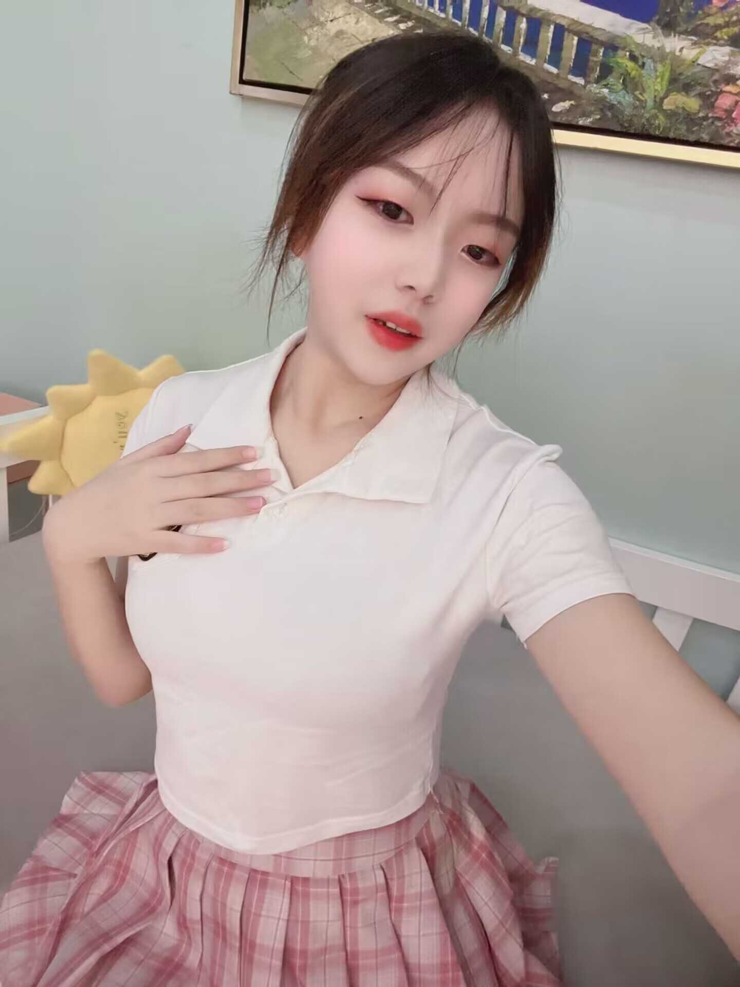 乖巧嫩妹小姐姐