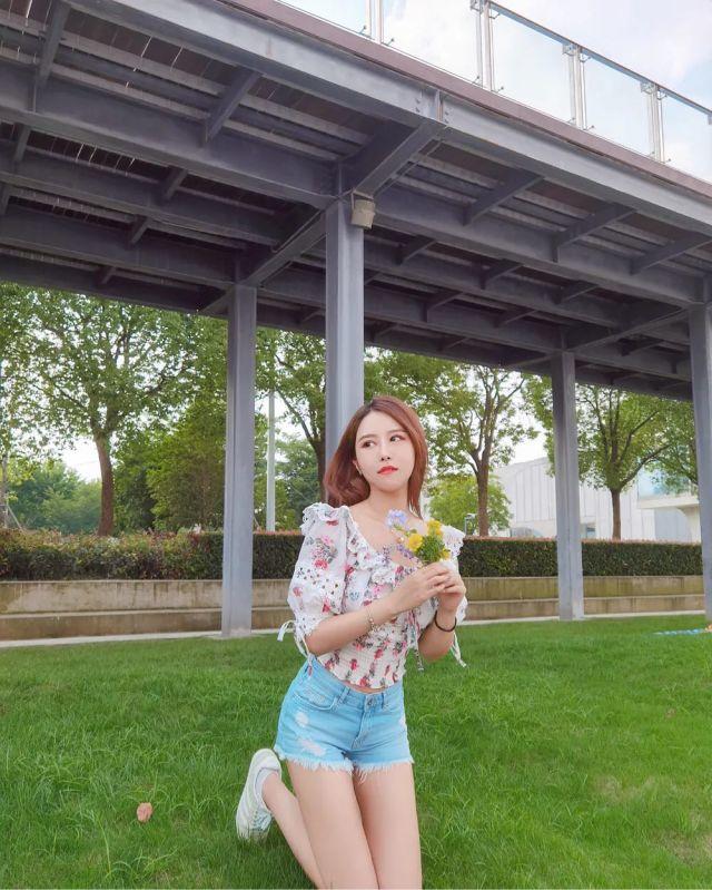 性感丰满迷人妹妹