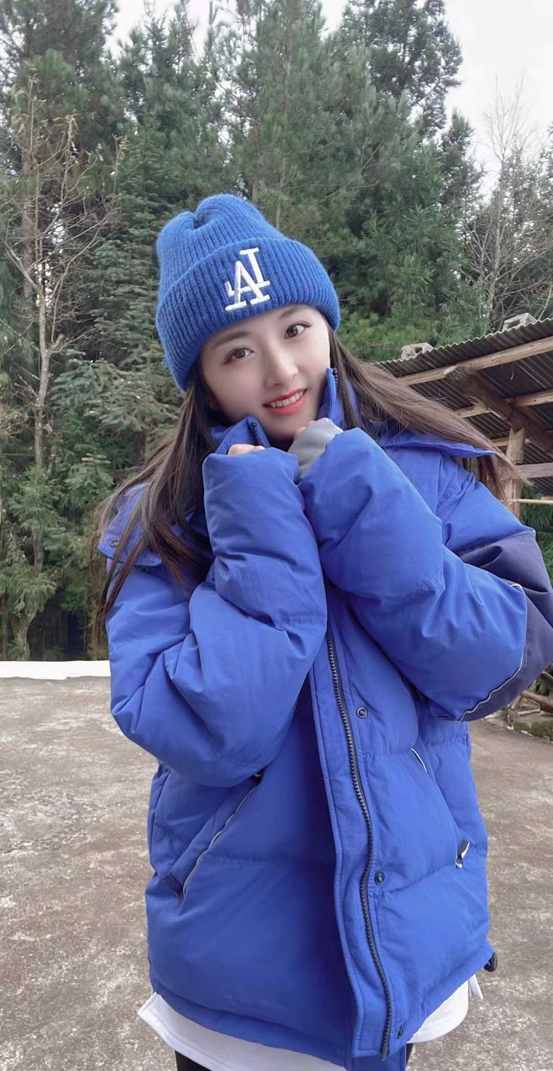 房地产销售兼职小姐姐