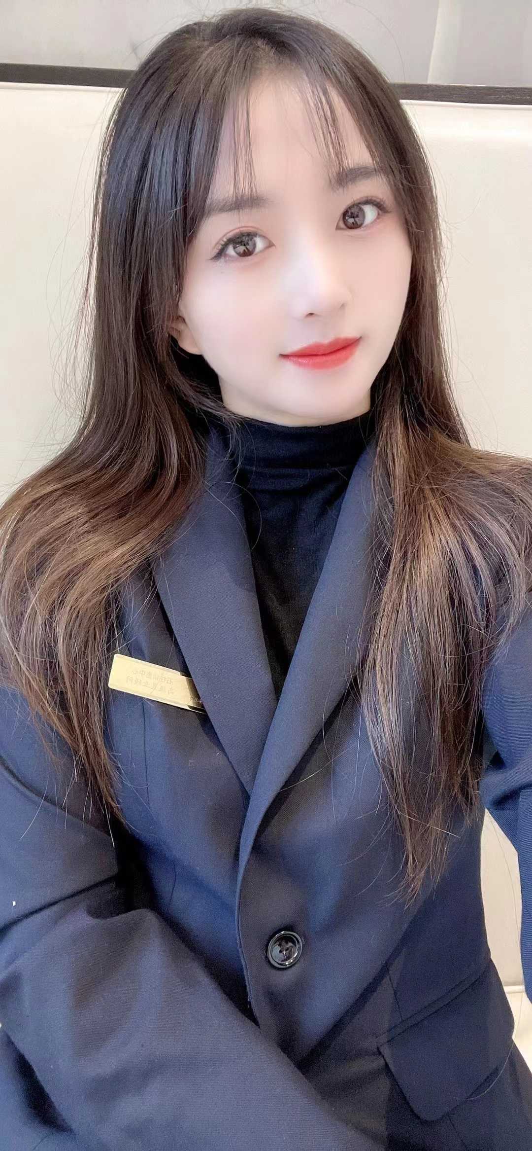 房地产销售兼职小姐姐