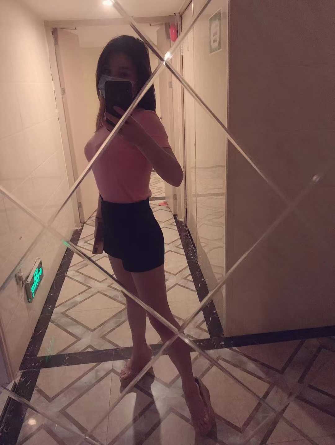 罗湖足浴场子 大胸妹子