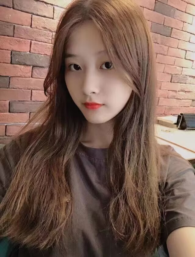 新下海学生妹B嫩水多