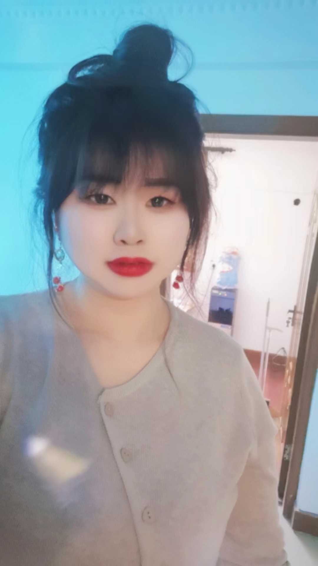 性价比高配合默契的丰满sao少妇