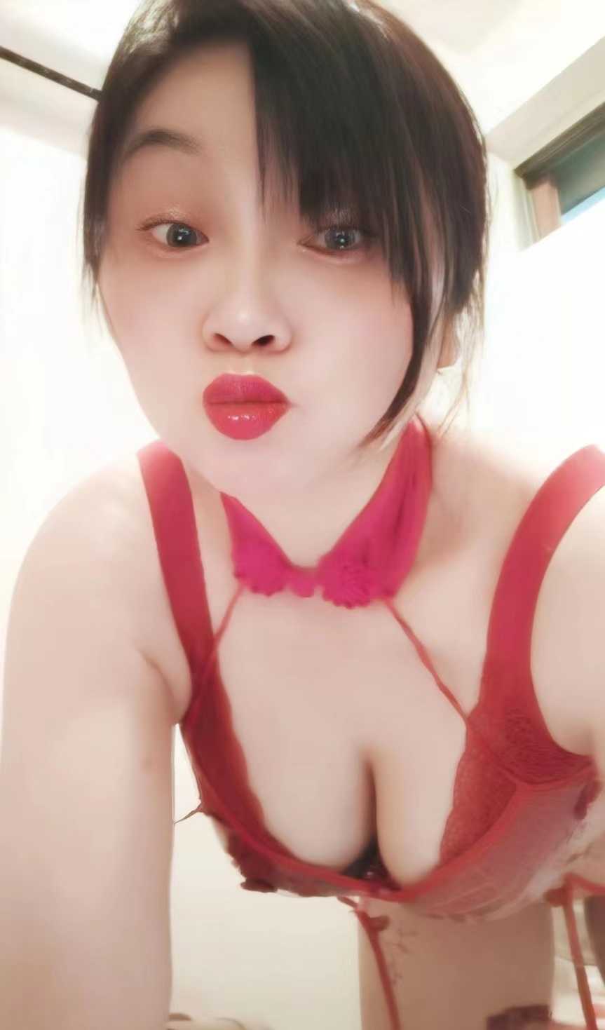烈焰红唇，服务很好