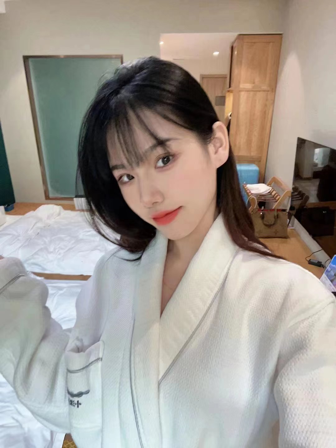 KH特别棒，属于温柔型