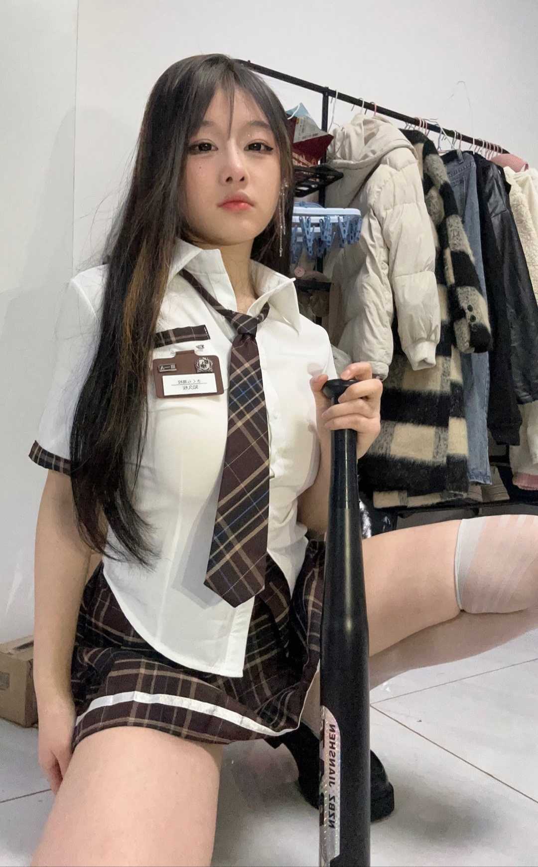 体验健身小妹，奶水多叫床声棒