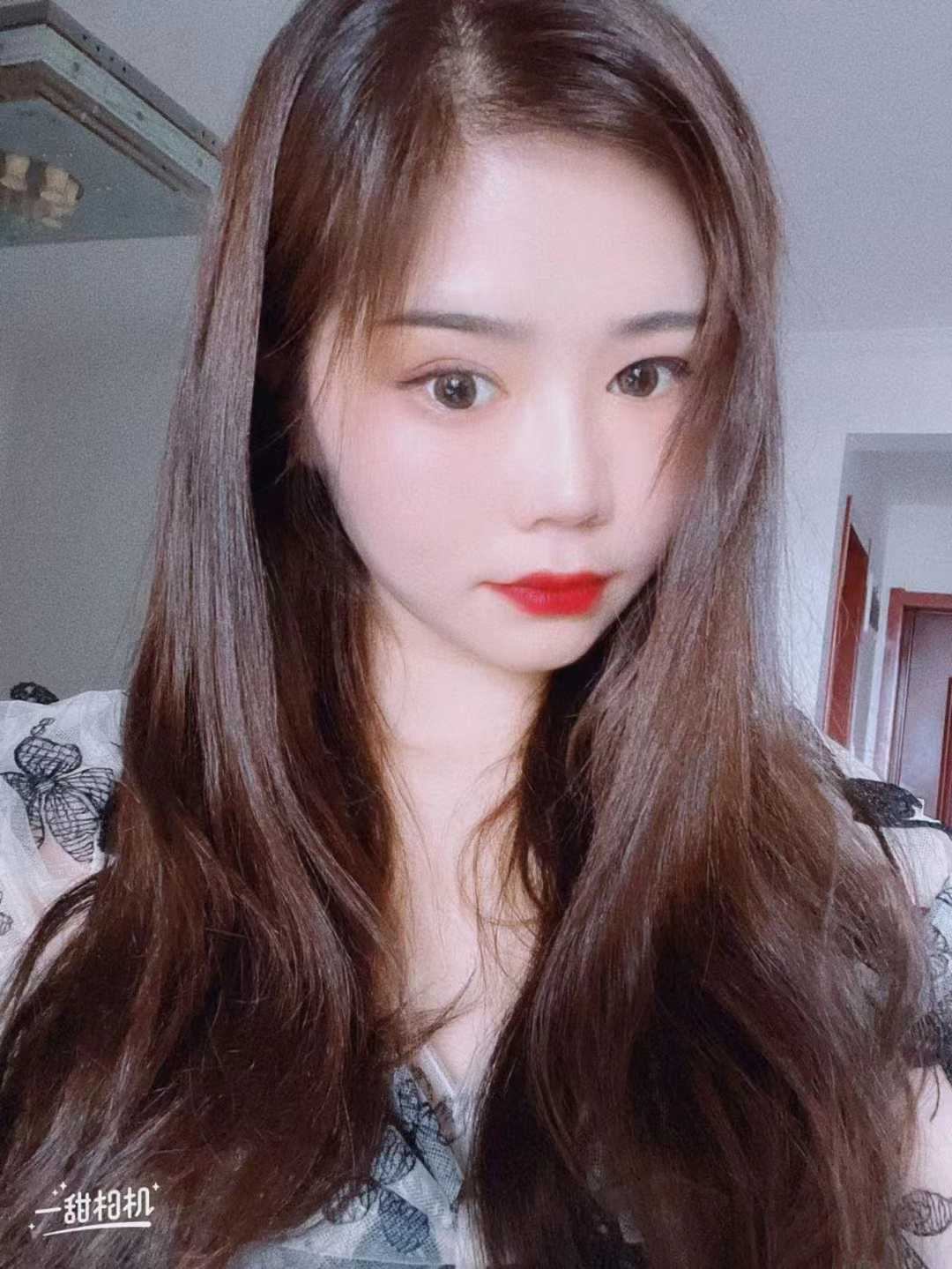 舔的紧舔的舒服的漂亮小妹