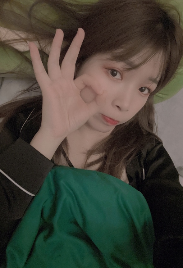 川妹风情万种，完美炮架子，软纸妹