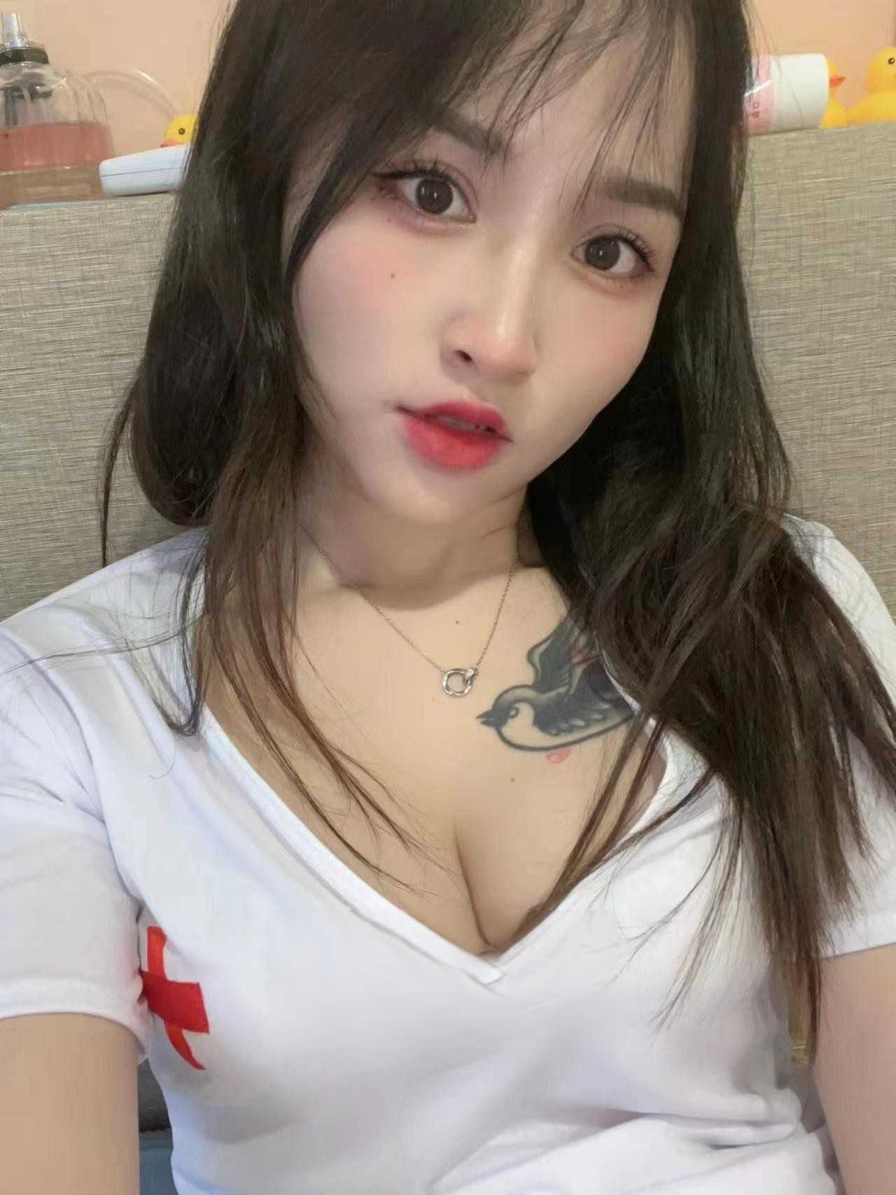 南山优质年轻小姐姐