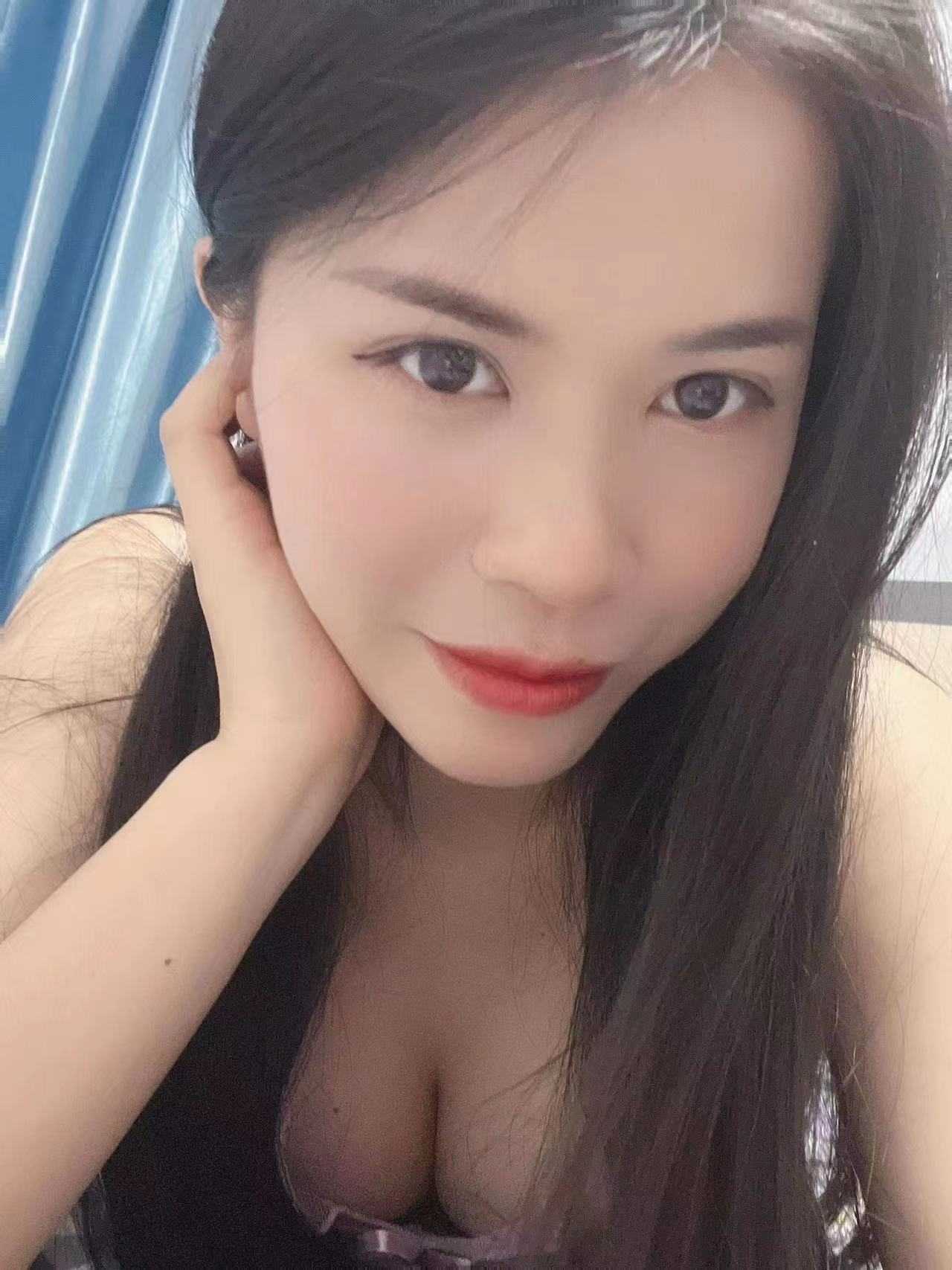 不催人，性格温柔型那种