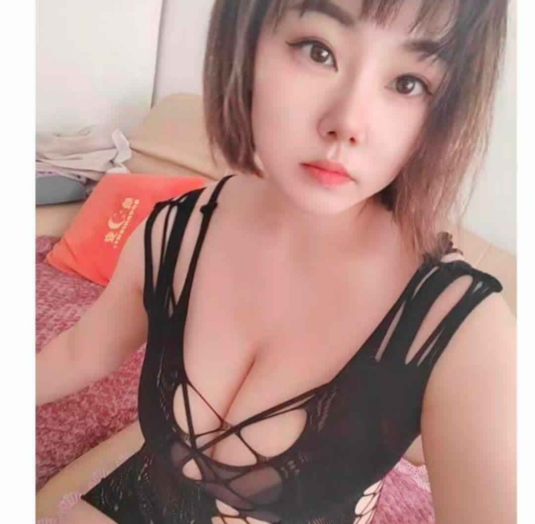 铁西大胸性感妹妹