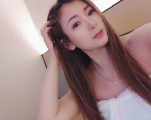 七里河性价比超高的小姐姐