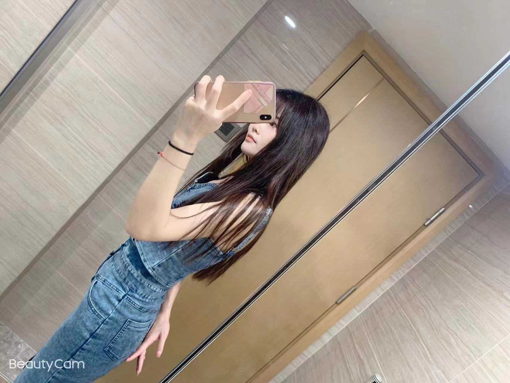 兼职漂亮好身材嫩妹