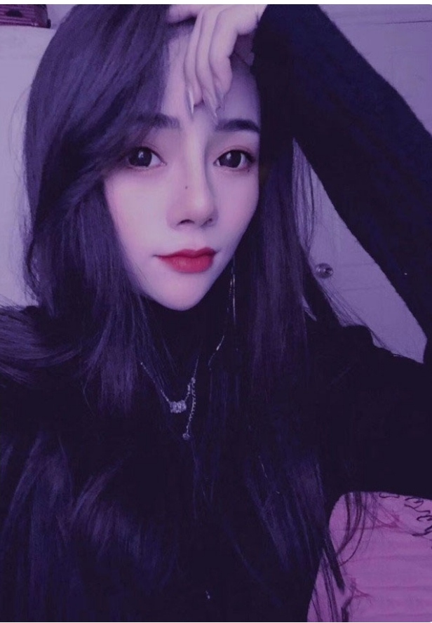 可盐可甜的小姐姐