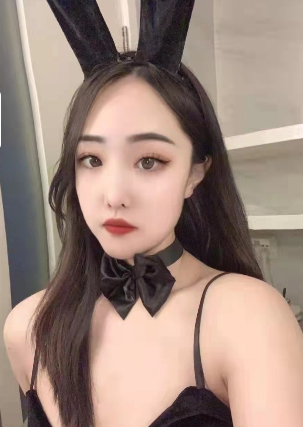 性感身材火辣颜值高