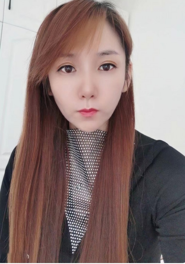 性感尤物身材火辣