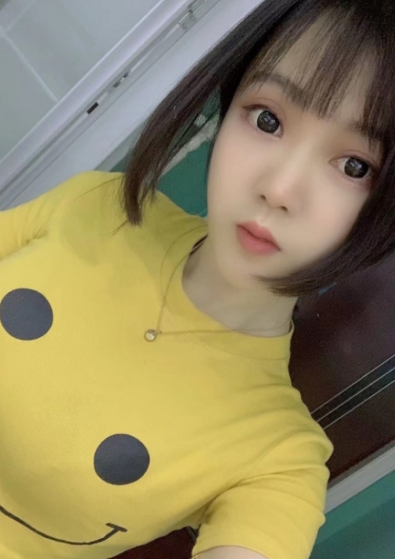 积玉桥一个很会玩的小姐姐