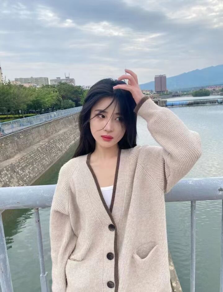 幼师型妹子