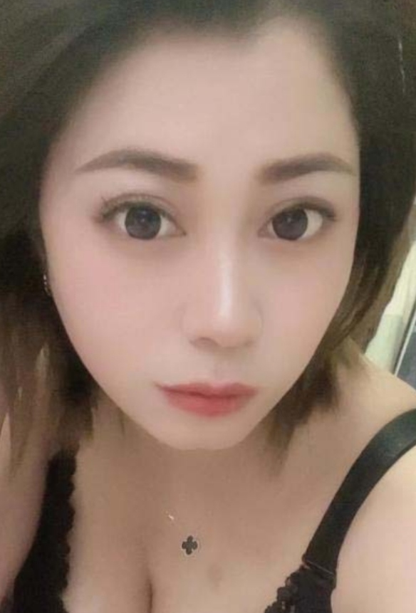 小SaoB一枚浪花朵朵开
