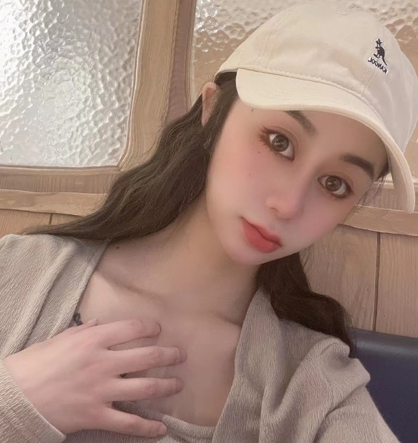 03年白虎嫩妹的BH两重天