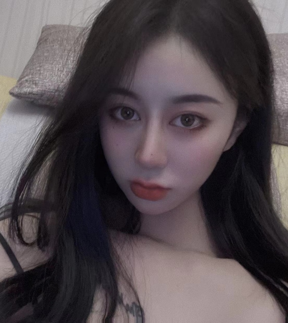 03年白虎嫩妹的BH两重天