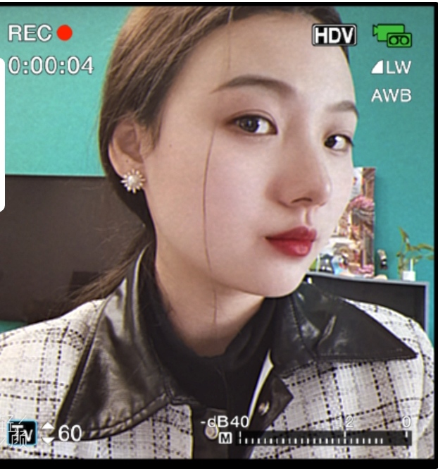 刚下海的嫩妹，抱起来艹，特别爽