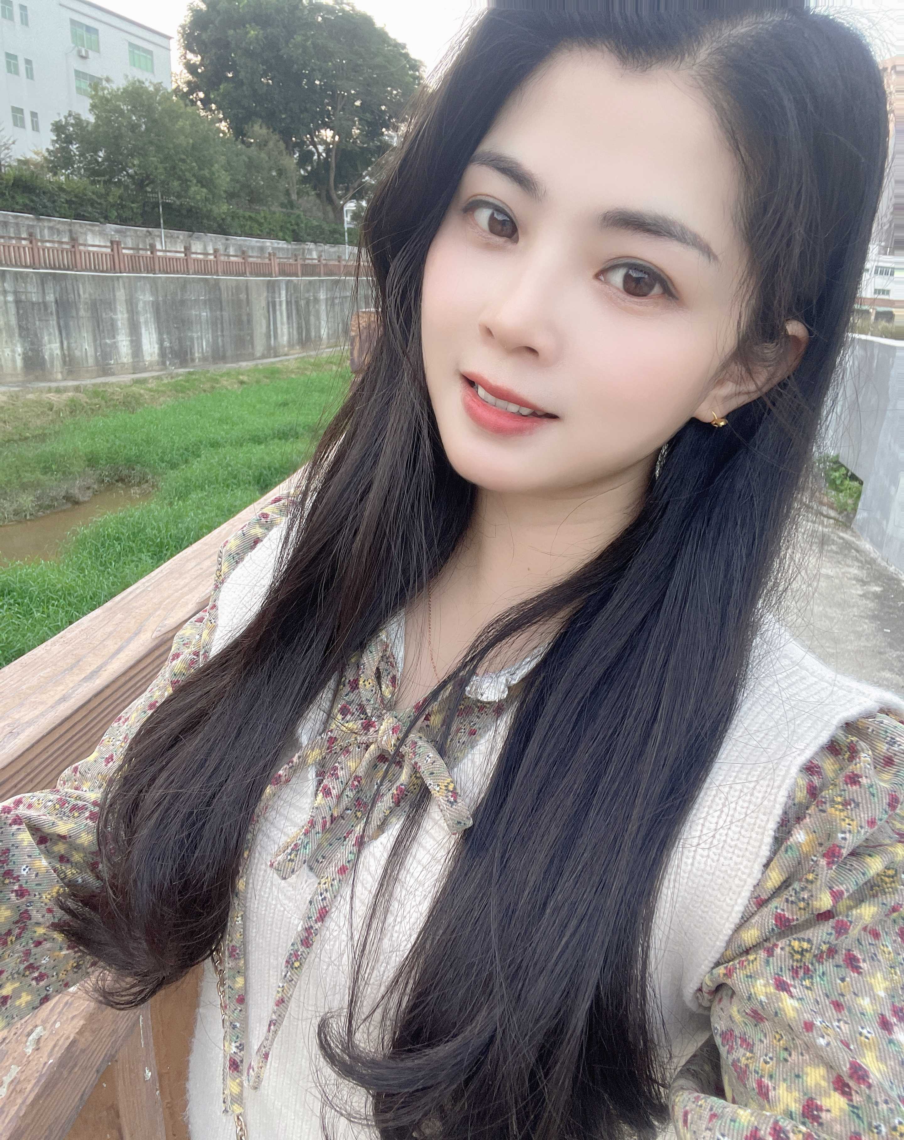 人温柔漂亮，KH很好很投入